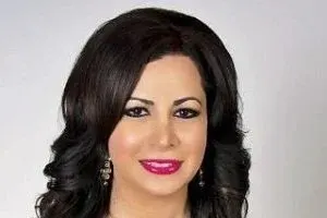 Arezou Piroozi | آرزو پیروزی Arezou Piroozi